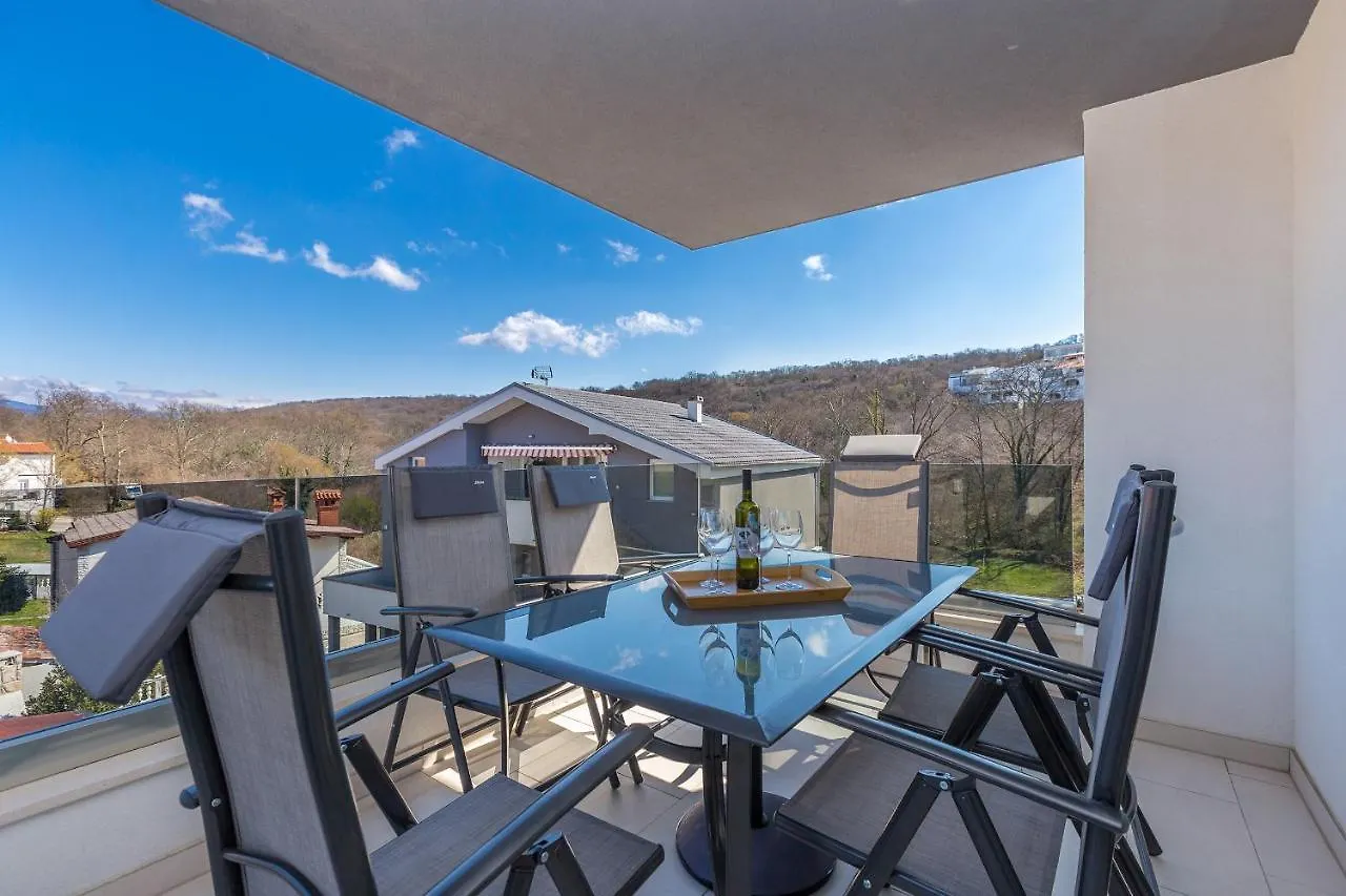 Apartment Laganini III Njivice